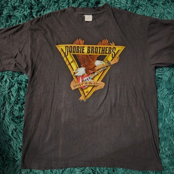 Vintage Doobie Brothers “Taking It to the World” Tee – Bold Eagle Graphic - Picture 1 of 4